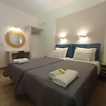 Sandra