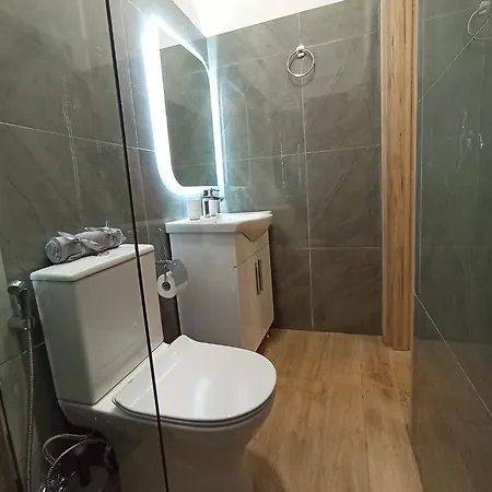 Sandra * Panormos (Skopelos)