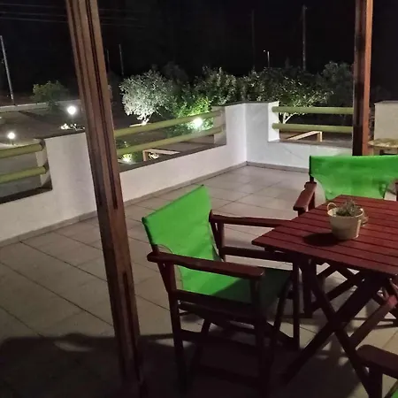 Sandra Panormos (Skopelos)