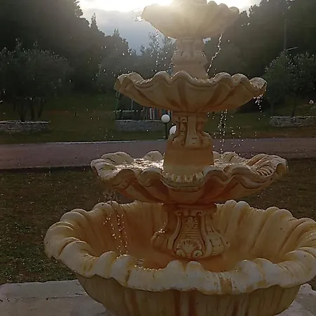 Sandra Panormos (Skopelos)