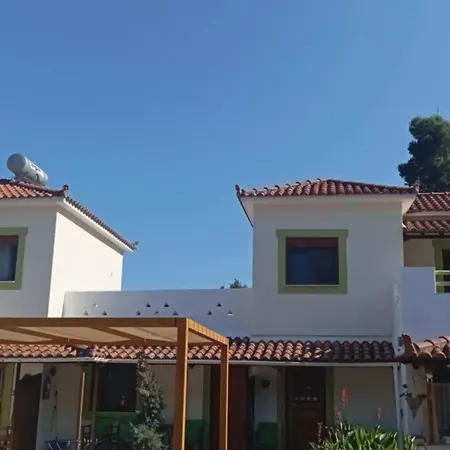 Sandra * Panormos (Skopelos)