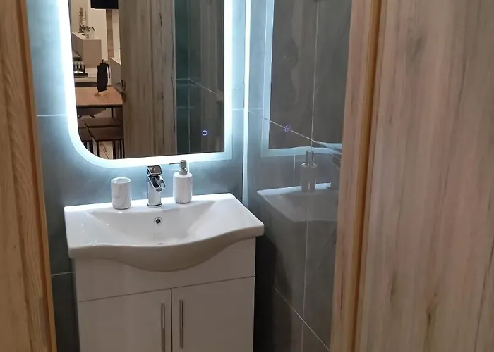 Sandra * Panormos (Skopelos)